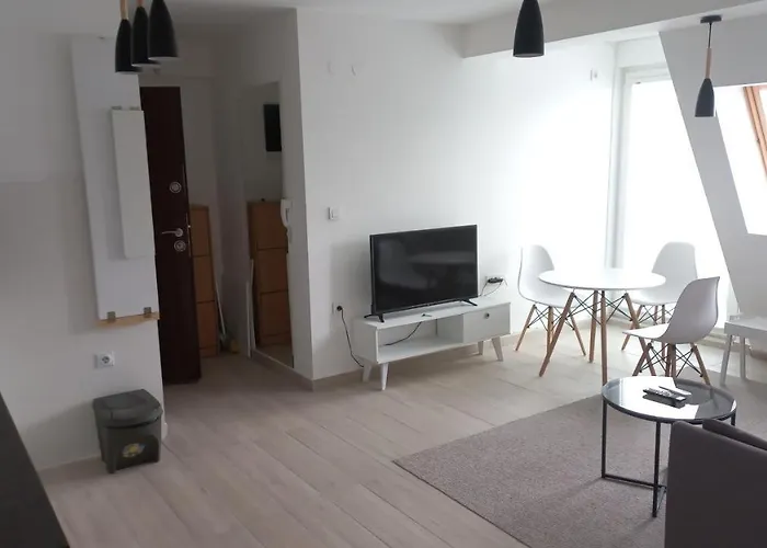 Sunny Апартаменти